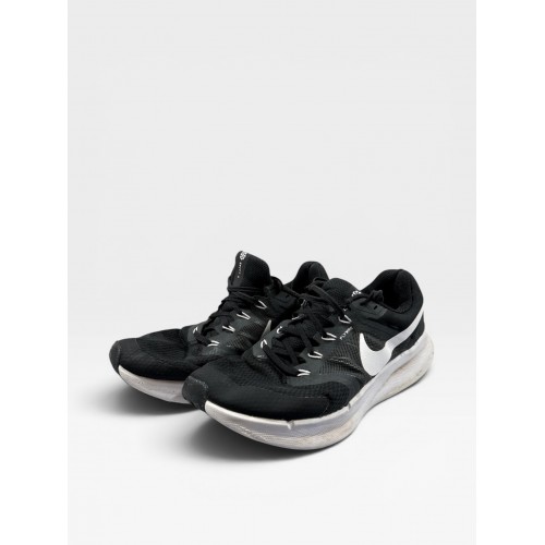 Nike Flywire Black White / Pre-Owned